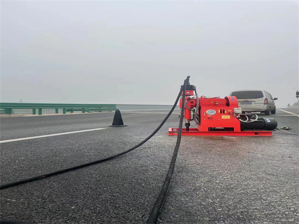 霍邱马路路基路面开裂下沉注浆加固灌浆